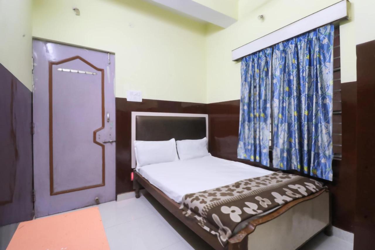 Spot On Hotel Monu Rāipur エクステリア 写真
