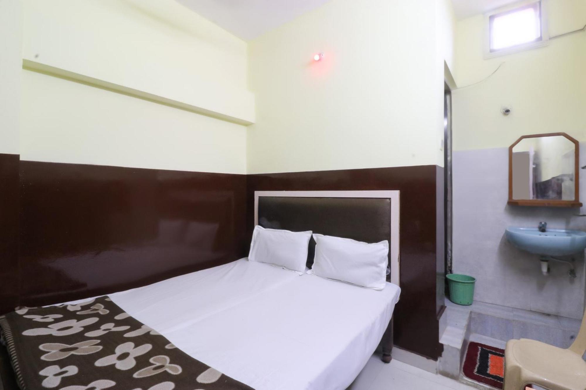 Spot On Hotel Monu Rāipur エクステリア 写真